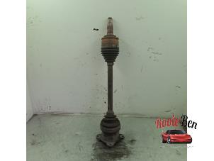 Gebruikte Cardanas links-voor (VWA) Suzuki Grand Vitara II (JT) 2.0 16V Prijs op aanvraag aangeboden door Rooie Ben autodemontage