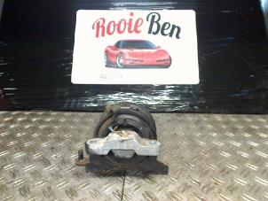 Gebruikte Motorsteun Chrysler Voyager/Grand Voyager (RG/RS) 2.8 CRD 16V Autom. Prijs € 50,00 Margeregeling aangeboden door Rooie Ben autodemontage