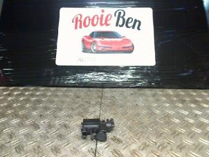 Gebruikte Turbodrukregelaar Chrysler Voyager/Grand Voyager (RG/RS) 2.8 CRD 16V Autom. Prijs € 30,00 Margeregeling aangeboden door Rooie Ben autodemontage