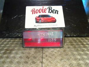 Begagnade Baklykta, vänster Cadillac Seville Pris € 50,00 Marginaltabell erbjuds av Rooie Ben autodemontage