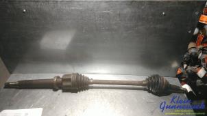 Begagnade Drivaxel, höger fram Ford Transit Pris € 50,00 Marginaltabell erbjuds av Klein Gunnewiek Autodemontage & Motorentechniek
