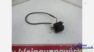 Gebruikte Achteruitrij Camera Renault Captur Prijs € 50,00 Margeregeling aangeboden door Klein Gunnewiek Autodemontage & Motorentechniek