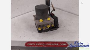Begagnade ABS-pump Audi A4 Pris € 125,00 Marginaltabell erbjuds av Klein Gunnewiek Autodemontage & Motorentechniek