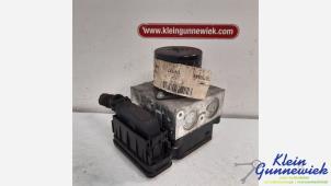 Begagnade ABS-pump Opel Insignia Pris € 23,00 Marginaltabell erbjuds av Klein Gunnewiek Autodemontage & Motorentechniek