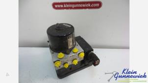 Używane Pompa ABS Volkswagen Golf Cena € 28,00 Procedura marży oferowane przez Klein Gunnewiek Autodemontage & Motorentechniek