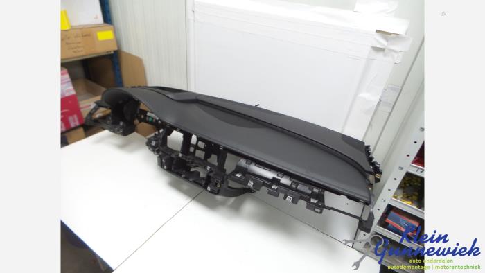 Instrumentbräda från en Audi A8 2015