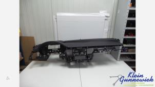 Begagnade Instrumentbräda Audi A8 Pris € 395,00 Marginaltabell erbjuds av Klein Gunnewiek Autodemontage & Motorentechniek