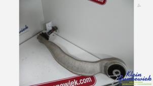 Begagnade Främre undre gaffelben, höger BMW 7-Serie Pris € 115,00 Marginaltabell erbjuds av Klein Gunnewiek Autodemontage & Motorentechniek