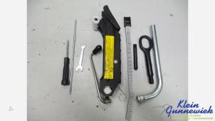 Begagnade Verktygssats Audi TT Pris € 50,00 Marginaltabell erbjuds av Klein Gunnewiek Autodemontage & Motorentechniek