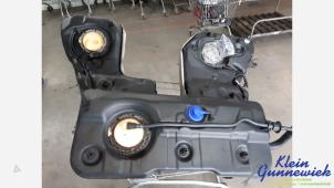 Begagnade Tank Audi A8 Pris € 85,00 Marginaltabell erbjuds av Klein Gunnewiek Autodemontage & Motorentechniek