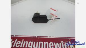 Begagnade Strålkastarmotor Ford Focus Pris € 25,00 Marginaltabell erbjuds av Klein Gunnewiek Autodemontage & Motorentechniek