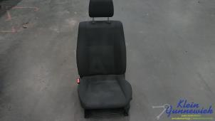 Begagnade Säte, vänster Opel Agila Pris € 75,00 Marginaltabell erbjuds av Klein Gunnewiek Autodemontage & Motorentechniek