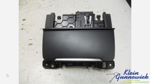 Begagnade Askkopp, fram Audi SQ5 Pris € 30,00 Marginaltabell erbjuds av Klein Gunnewiek Autodemontage & Motorentechniek