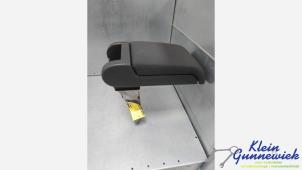 Gebruikte Armleuning Opel Signum Prijs € 30,00 Margeregeling aangeboden door Klein Gunnewiek Autodemontage & Motorentechniek