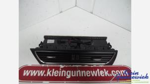 Gebruikte Luchtrooster Dashboard Audi A4 Prijs € 35,00 Margeregeling aangeboden door Klein Gunnewiek Autodemontage & Motorentechniek