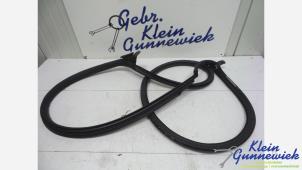 Gebruikte Portierrubber 2Deurs rechts Audi TT Prijs € 45,00 Margeregeling aangeboden door Klein Gunnewiek Autodemontage & Motorentechniek