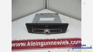 Begagnade Navigeringssystem Renault Laguna Pris € 45,00 Marginaltabell erbjuds av Klein Gunnewiek Autodemontage & Motorentechniek