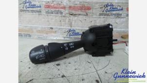 Begagnade Indikatorbrytare Renault Captur Pris € 35,00 Marginaltabell erbjuds av Klein Gunnewiek Autodemontage & Motorentechniek