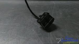 Begagnade Flerfunktionsbrytare, fönster Volkswagen Sharan Pris € 25,00 Marginaltabell erbjuds av Klein Gunnewiek Autodemontage & Motorentechniek