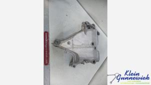 Gebruikte Motorsteun Volkswagen Golf Prijs € 30,00 Margeregeling aangeboden door Klein Gunnewiek Autodemontage & Motorentechniek