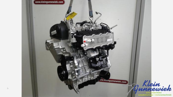 Engine Volkswagen Tiguan - 04E100034D CZDA251067
