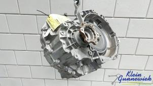 Begagnade Växellåda Volkswagen CC Pris € 990,00 Marginaltabell erbjuds av Klein Gunnewiek Autodemontage & Motorentechniek