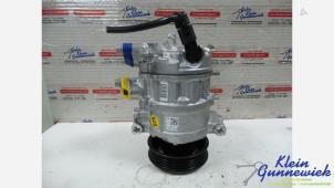 Używane Pompa klimatyzacji Volkswagen Golf Cena € 175,00 Procedura marży oferowane przez Klein Gunnewiek Autodemontage & Motorentechniek