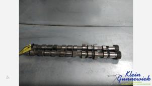 Begagnade Kamaxel Renault Master Pris € 65,00 Marginaltabell erbjuds av Klein Gunnewiek Autodemontage & Motorentechniek