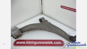 Gebruikte Draagarm onder rechts-voor Opel Insignia Prijs € 75,00 Margeregeling aangeboden door Klein Gunnewiek Autodemontage & Motorentechniek