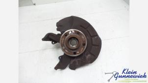 Gebruikte Fusee links-voor Volkswagen Polo Prijs € 30,00 Margeregeling aangeboden door Klein Gunnewiek Autodemontage & Motorentechniek