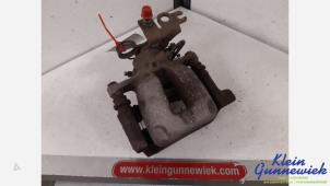 Begagnade Bakre bromsok, höger Volkswagen Caddy Pris € 30,00 Marginaltabell erbjuds av Klein Gunnewiek Autodemontage & Motorentechniek