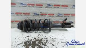 Begagnade Stötdämparstång, vänster fram Dacia Sandero Pris € 30,00 Marginaltabell erbjuds av Klein Gunnewiek Autodemontage & Motorentechniek