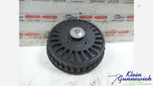 Begagnade Bakre nav Renault Captur Pris € 60,00 Marginaltabell erbjuds av Klein Gunnewiek Autodemontage & Motorentechniek