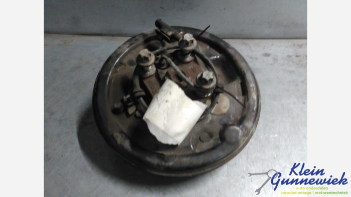 Wielnaaf achter van een Opel Corsa 2008