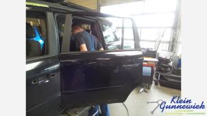 Używane Drzwi lewe tylne wersja 4-drzwiowa Opel Zafira Cena € 50,00 Procedura marży oferowane przez Klein Gunnewiek Autodemontage & Motorentechniek