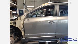 Begagnade Dörr, 4-dörrars, vänster fram Opel Antara Pris € 175,00 Marginaltabell erbjuds av Klein Gunnewiek Autodemontage & Motorentechniek