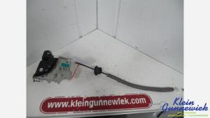 Begagnade Dörrlåsmekanism, 4-dörrars, höger fram Audi SQ5 Pris € 25,00 Marginaltabell erbjuds av Klein Gunnewiek Autodemontage & Motorentechniek