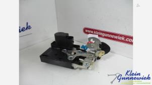 Gebruikte Portierslot Mechaniek 4Deurs rechts-achter Opel Karl Prijs € 20,00 Margeregeling aangeboden door Klein Gunnewiek Autodemontage & Motorentechniek