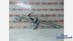 Begagnade Motor, dörrfönster Opel Vivaro Pris € 60,00 Marginaltabell erbjuds av Klein Gunnewiek Autodemontage & Motorentechniek