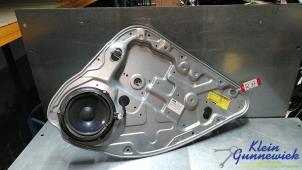 Używane Mechanizm szyby prawej tylnej wersja 4-drzwiowa Ford Focus Cena € 35,00 Procedura marży oferowane przez Klein Gunnewiek Autodemontage & Motorentechniek