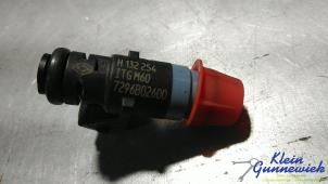 Gebruikte Injector (benzine injectie) Dacia Logan Prijs € 20,00 Margeregeling aangeboden door Klein Gunnewiek Autodemontage & Motorentechniek