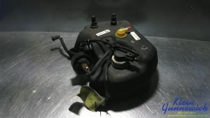 Gebruikte Adblue tank Seat Alhambra Prijs € 25,00 Margeregeling aangeboden door Klein Gunnewiek Autodemontage & Motorentechniek