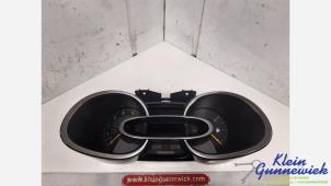 Begagnade Instrumentpanel Renault Clio Pris € 95,00 Marginaltabell erbjuds av Klein Gunnewiek Autodemontage & Motorentechniek