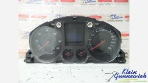 Gebruikte Instrumentenpaneel Volkswagen Passat Prijs € 125,00 Margeregeling aangeboden door Klein Gunnewiek Autodemontage & Motorentechniek