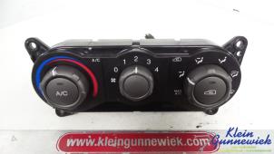 Gebruikte Chaufage Bedieningspaneel Hyundai Matrix Prijs € 40,00 Margeregeling aangeboden door Klein Gunnewiek Autodemontage & Motorentechniek