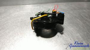 Begagnade Klockfjäder, airbag Chevrolet Captiva Pris € 30,00 Marginaltabell erbjuds av Klein Gunnewiek Autodemontage & Motorentechniek