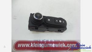 Begagnade Radiokontrollpanel Renault Captur Pris € 20,00 Marginaltabell erbjuds av Klein Gunnewiek Autodemontage & Motorentechniek