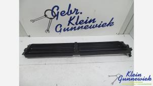 Begagnade Lufttratt Opel Zafira Pris € 35,00 Marginaltabell erbjuds av Klein Gunnewiek Autodemontage & Motorentechniek