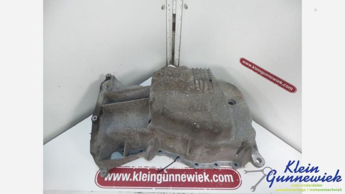 Oljetråg från en Dacia Logan 2008