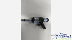 Gebruikte Injector (benzine injectie) Volkswagen Tiguan Prijs € 60,00 Margeregeling aangeboden door Klein Gunnewiek Autodemontage & Motorentechniek